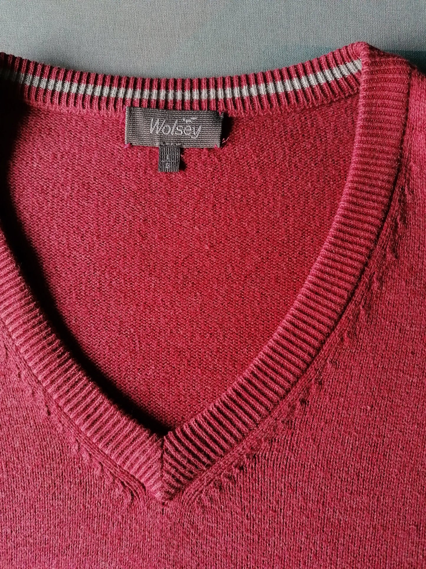 Maglione da wolsey con scollo a V. Dark rosa colorato. Taglia L.