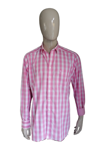 Camisa Olymp Luxor. Blanco rosa a cuadros. Tamaño 44 / XL. Línea delgada