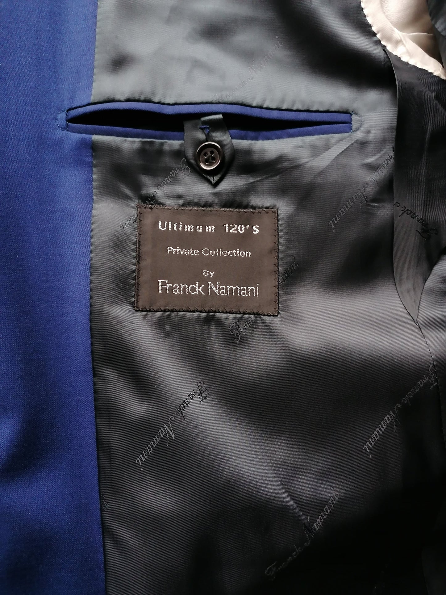 Franck Namani Woolen Ultimum Colbert. Dark blue colored. Size 56 / XL