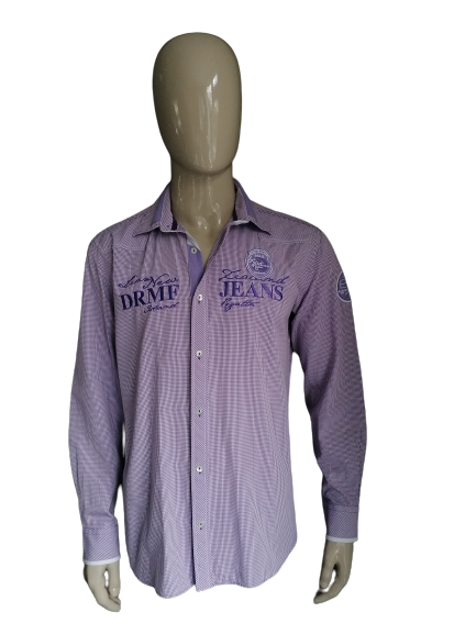 Doramafi shirt. Pair of white checkered with applications. Size XL.