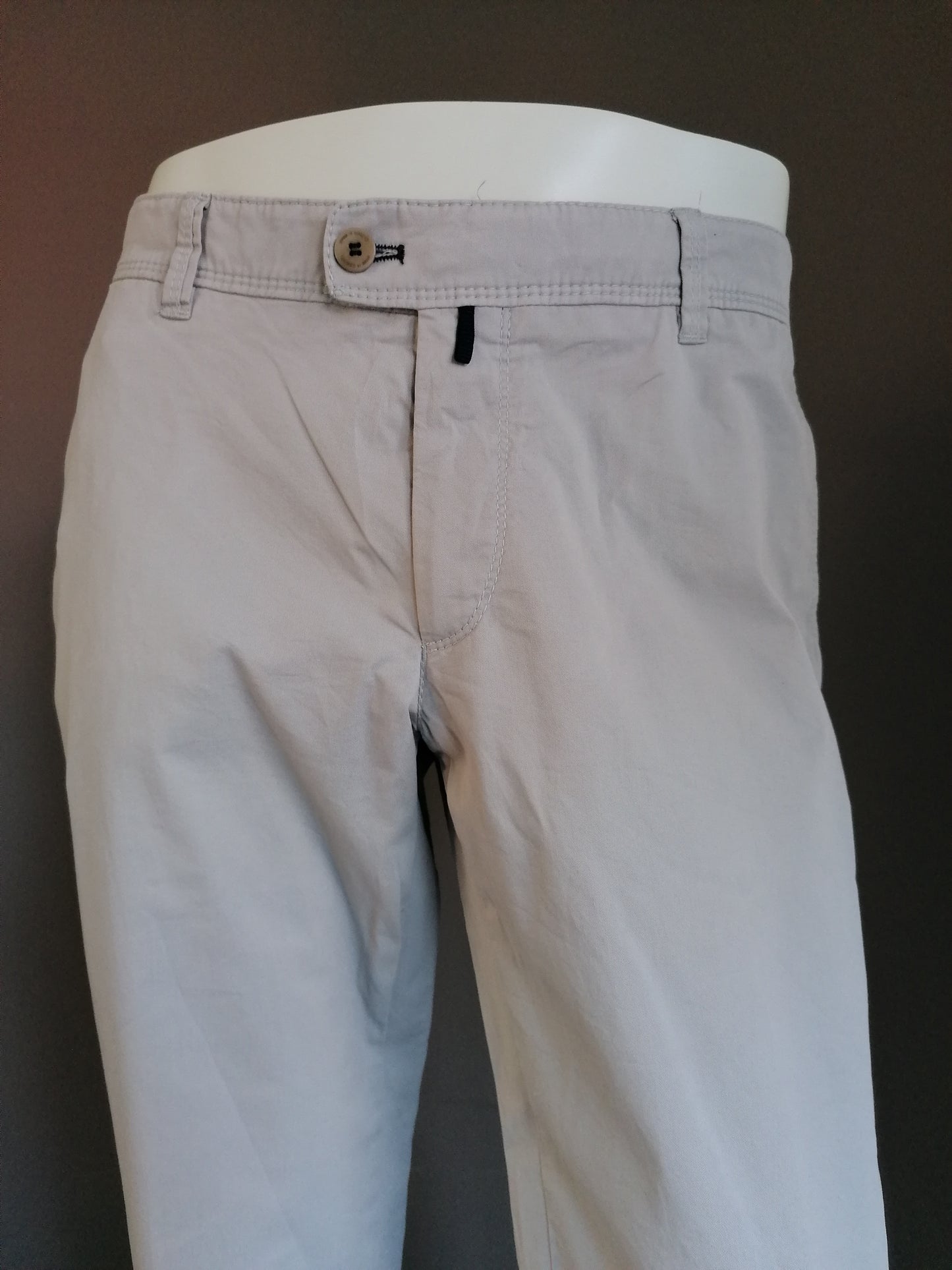 Pantaloni / Pantaloni / Pantaloni Brax. Colorato beige. Dimensioni 27. "Pima Gabardine" nuovo!