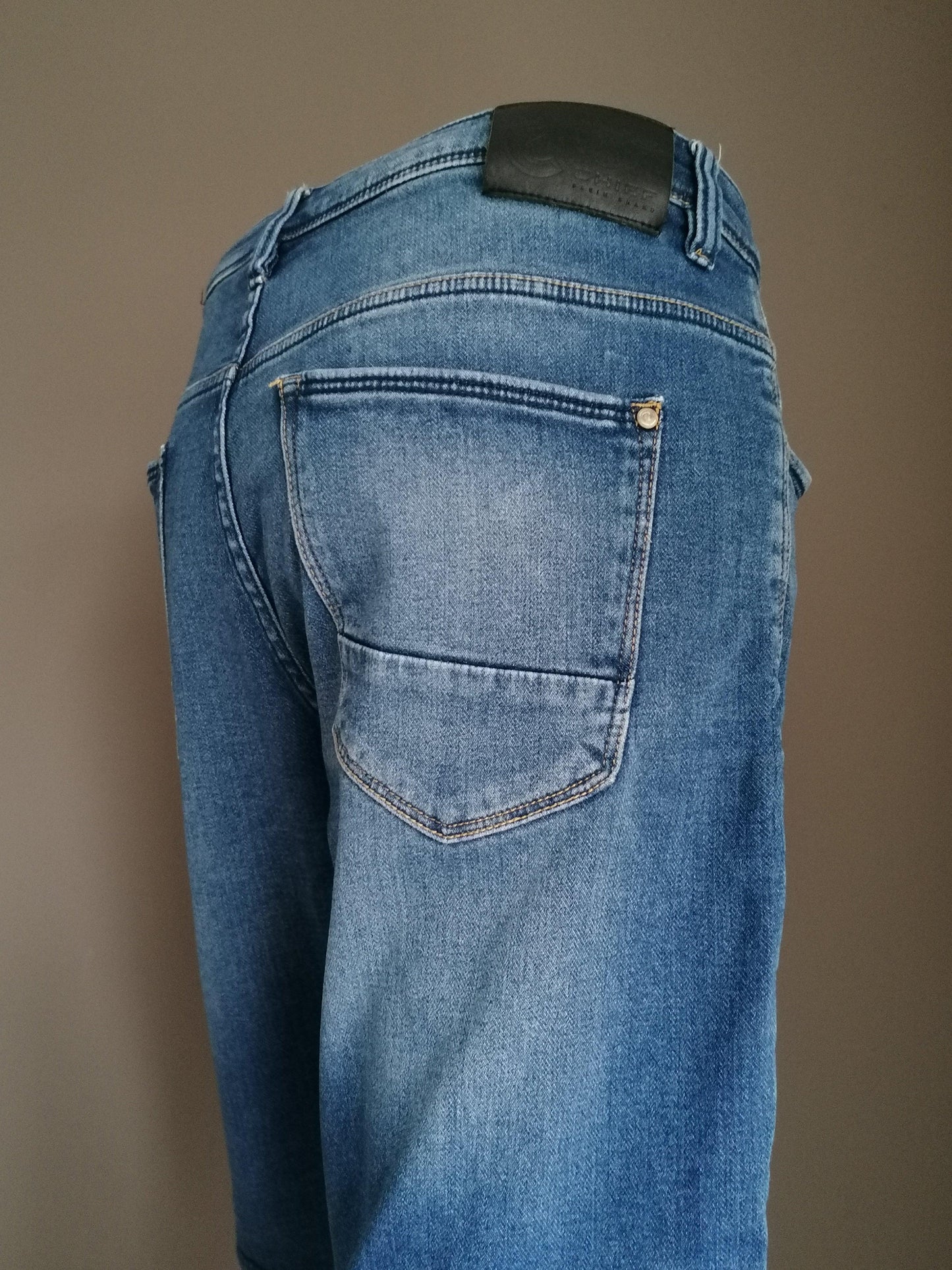 Chief shorts van spijkerstof / korte broek. Blauw gekleurd. Maat XL. stretch - EcoGents