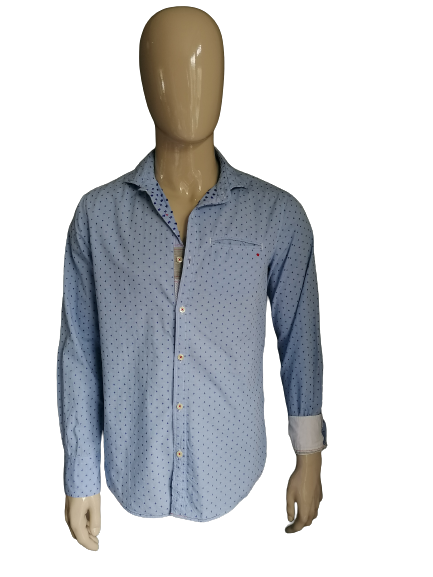 R95th shirt. Blue print. Size L.