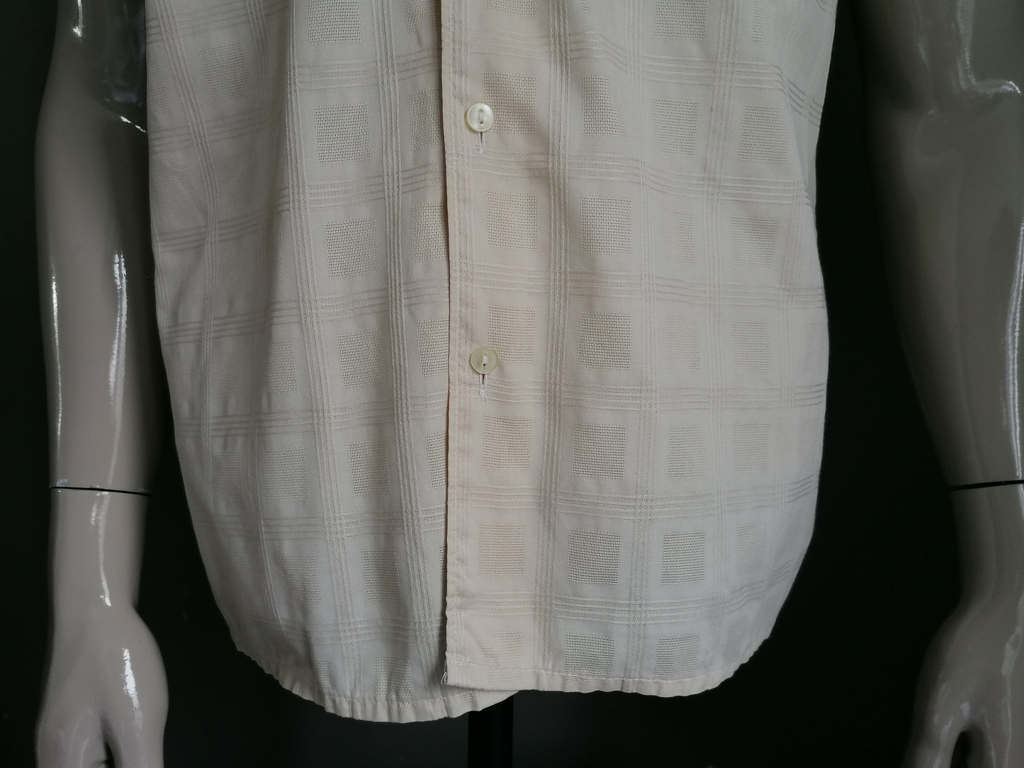 Vintage Cottonova 70's overhemd korte mouw. Puntkraag. Beige motief. Maat XL.