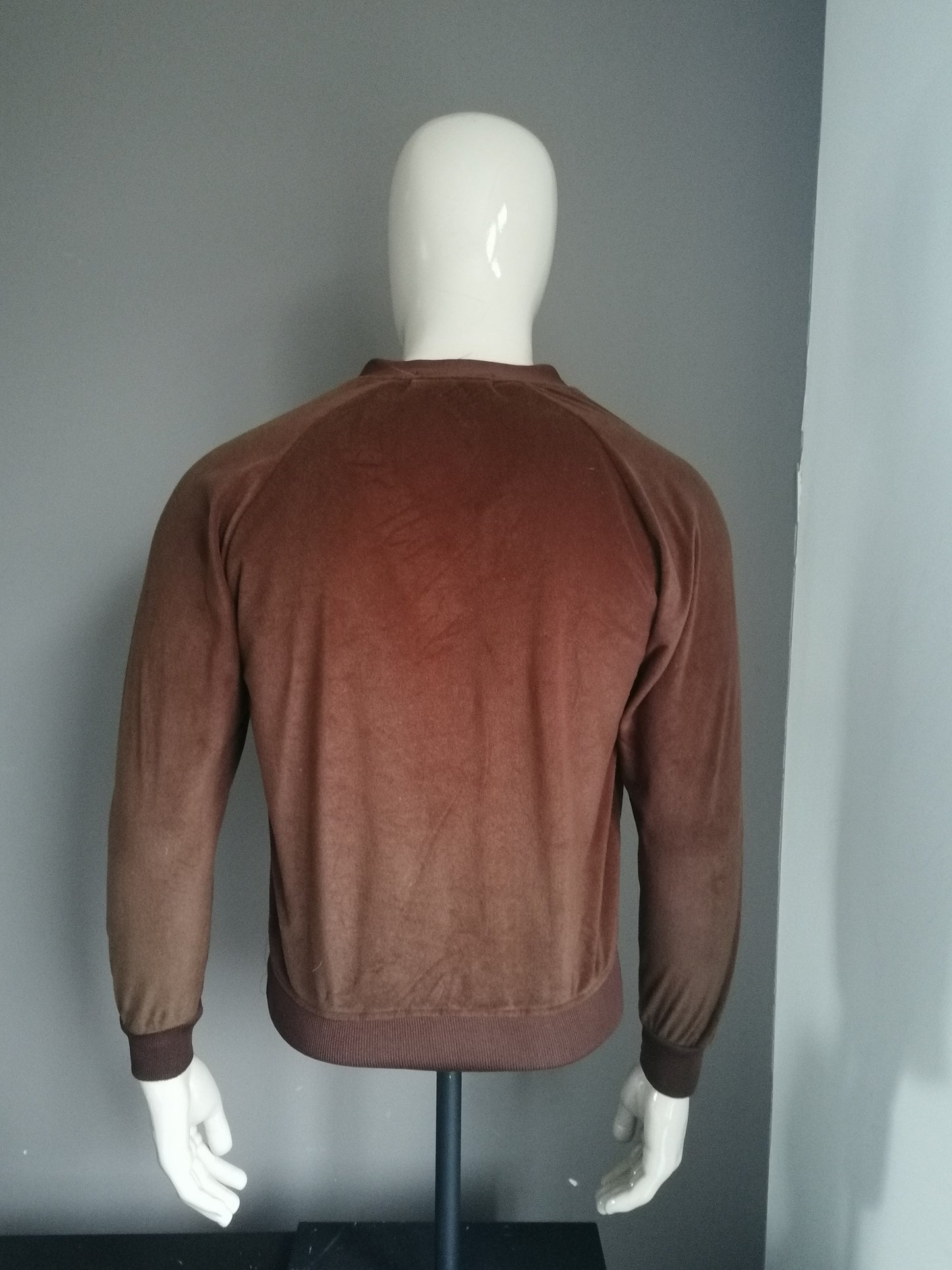 Tommy Aaron Samt / Velor-Pullover mit V-Ausschnitt. Braun gefärbt. Größe S.