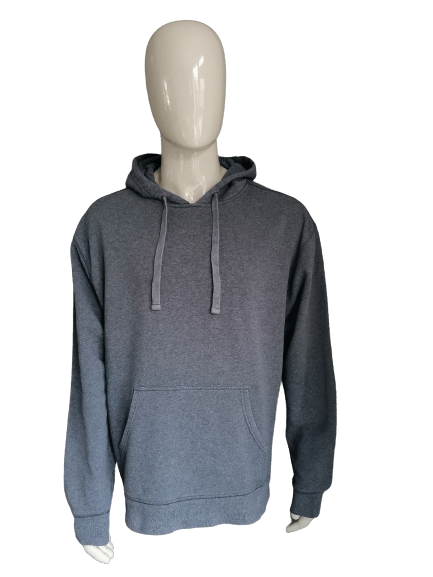 C9 par Champion Sweat à capuche. De couleur gris foncé. Taille XL. - EcoGents