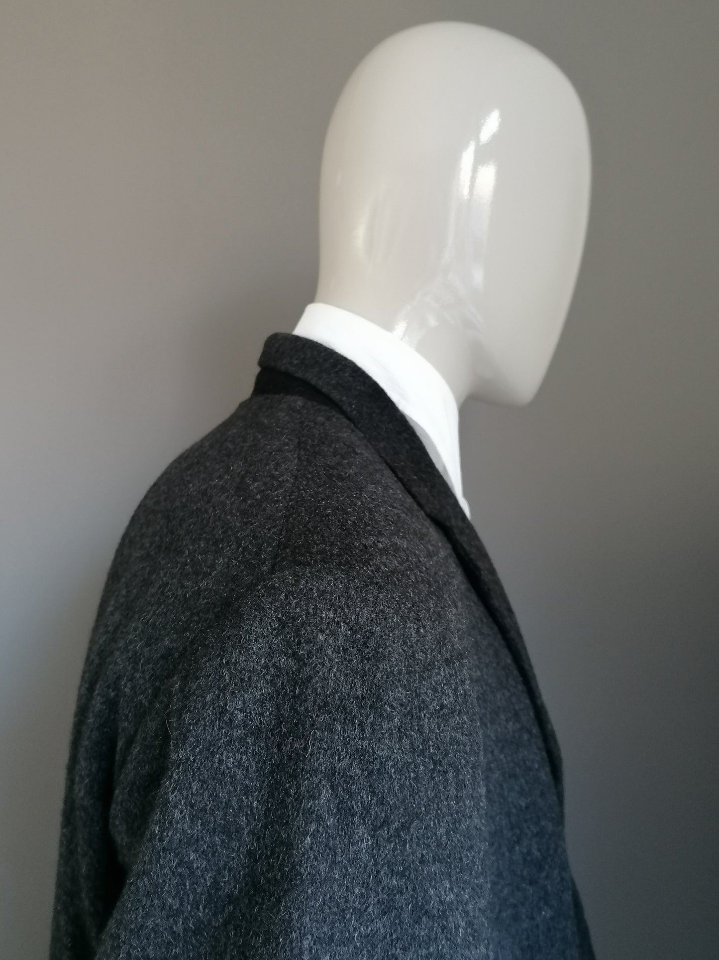 Polo by Ralph Lauren Woolen jacket. Dark gray colored. Size 56 / XL.