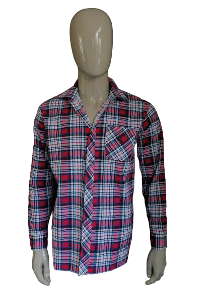 Vintage 70's shirt. Pink blue black checkered. Size L 25% viscose & 75% cotton