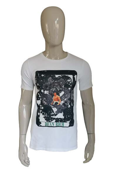 Chemise Dean Rich « Édition Limitée ». Blanc avec imprimé Bruce Lee. Taille L.