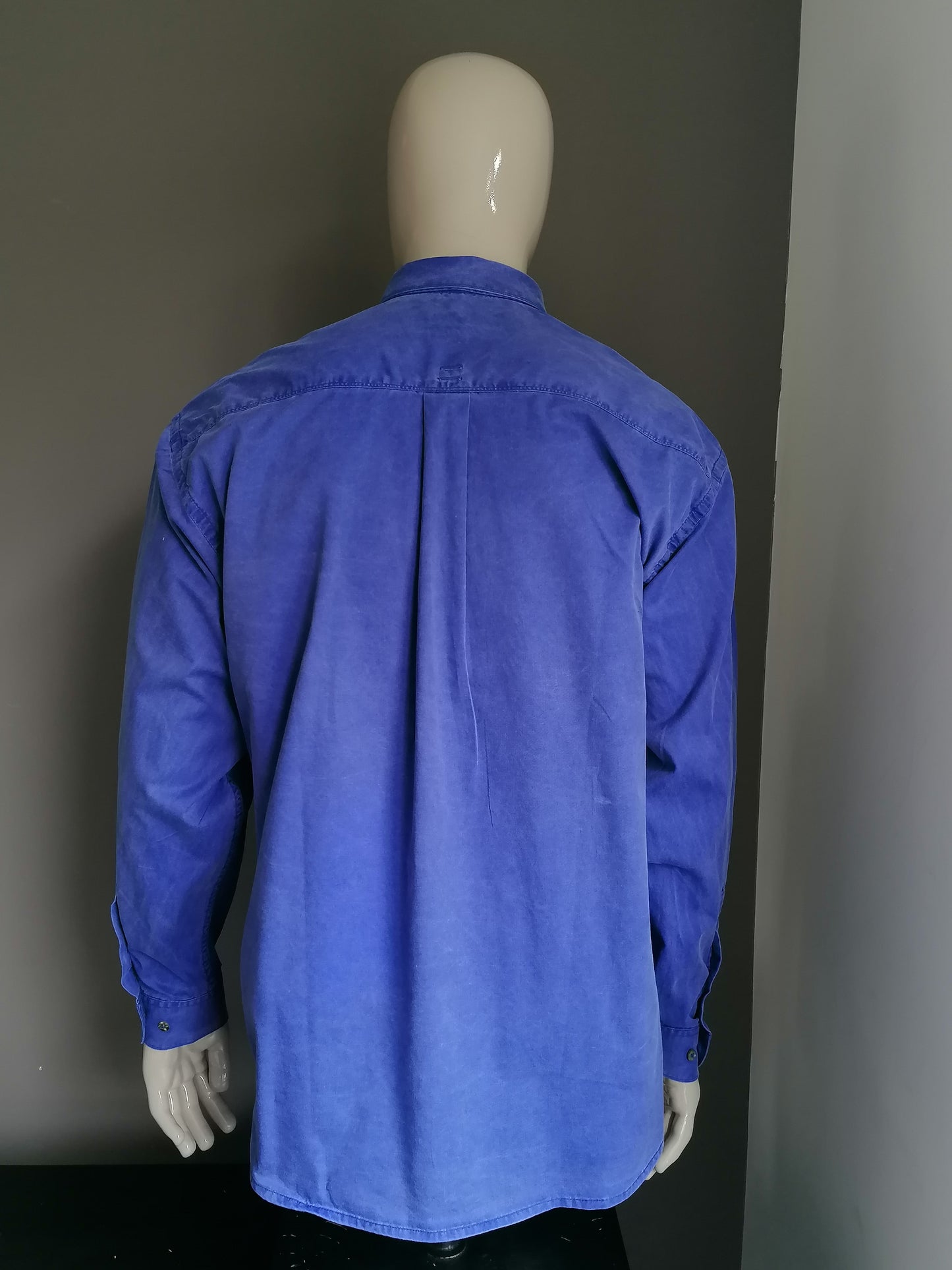 Jacques Britt New Line overhemd. Blauw gekleurd. Maat oversized 41 / M >> XL.
