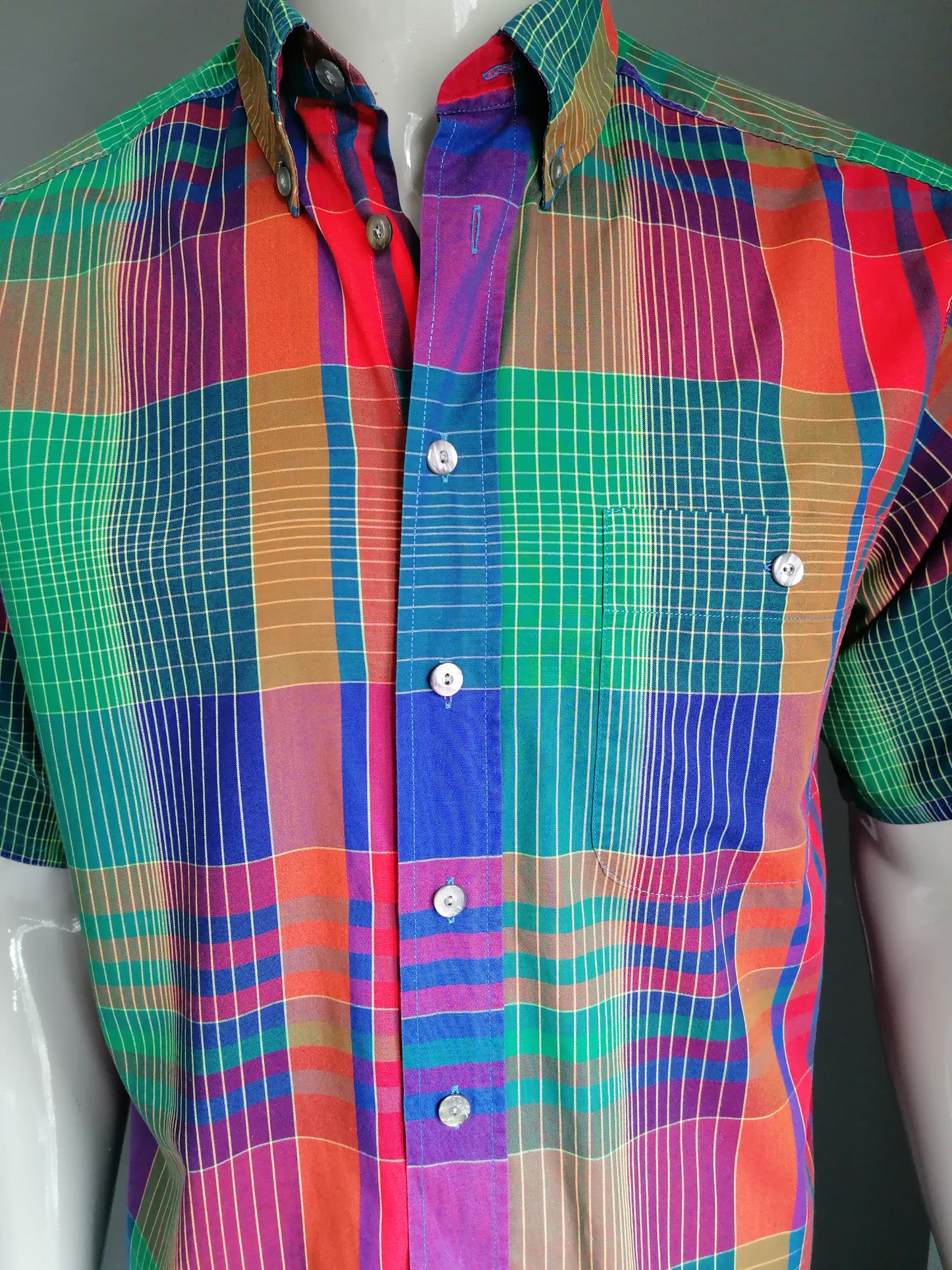 Vintage Andre Leon overhemd korte mouw. Rood Groen Blauw geruit. Maat L.