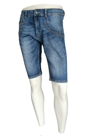Correos pantalones cortos de jeans. Color azul. Talla M.