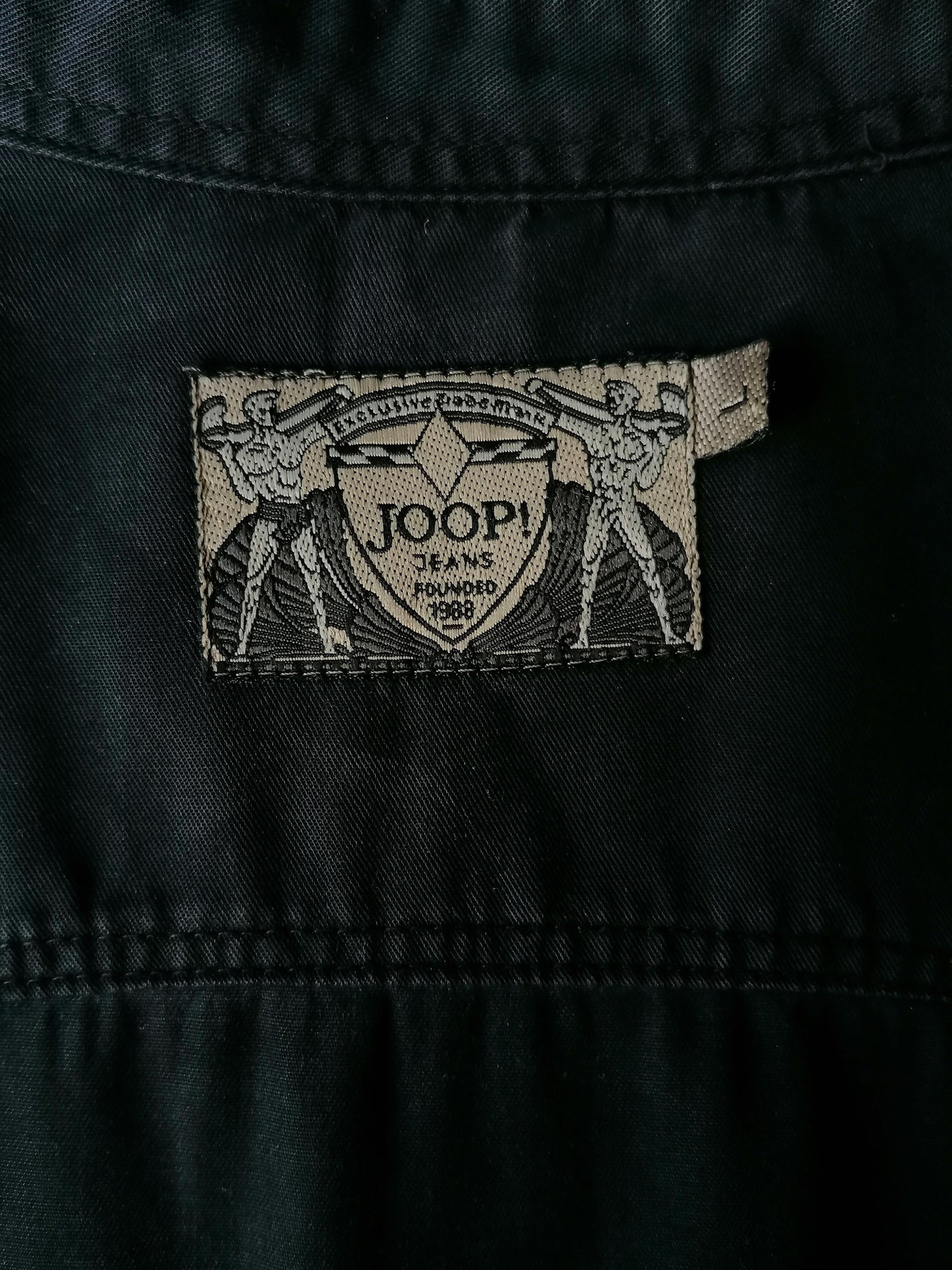 Vintage Joop Jeans overhemd. Zwart gekleurd. Maat L / XL.