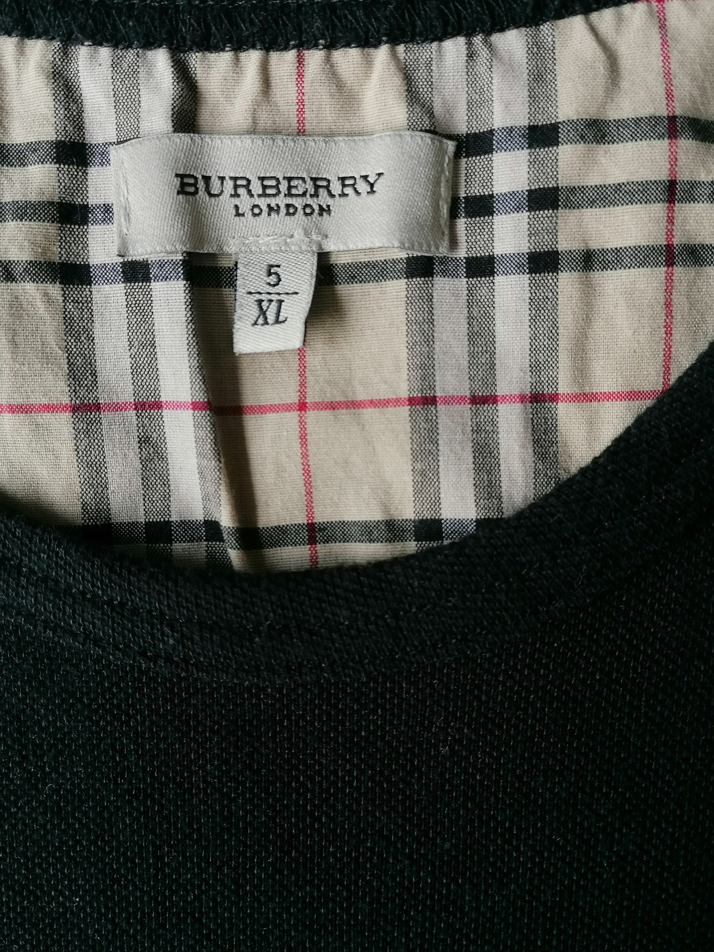 Vintage Burberry Cotton Spencer. Color negro. Tamaño xl.