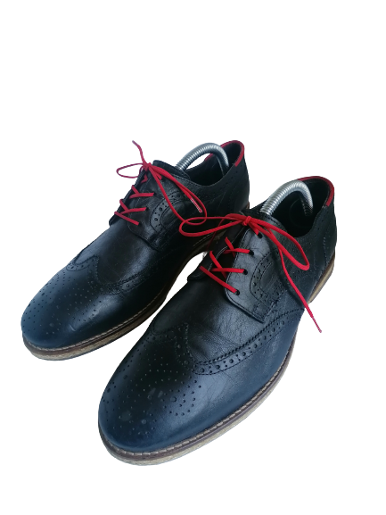 Görtz Shoes leather lace shoes. Black colored. Size 40. #902
