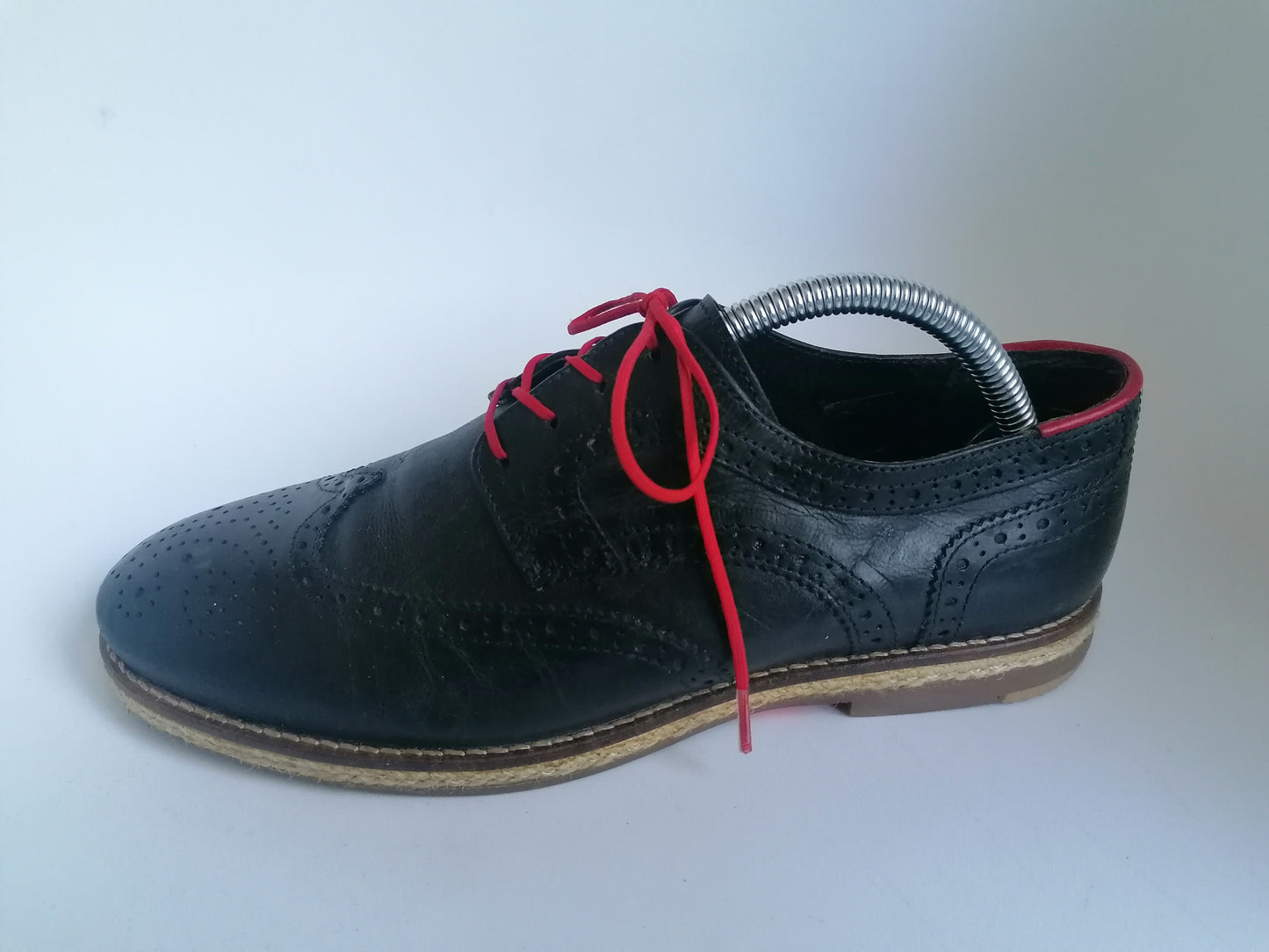Görtz Shoes leren veter schoenen. Zwart gekleurd. Maat 40. #902