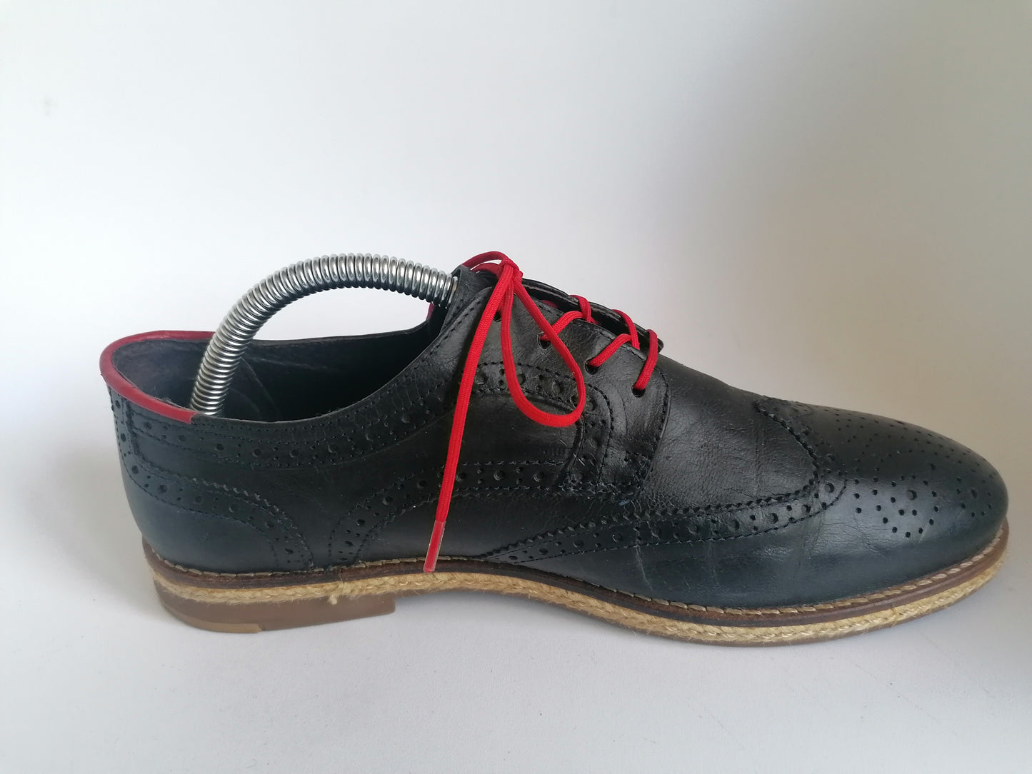 Görtz Shoes leren veter schoenen. Zwart gekleurd. Maat 40. #902
