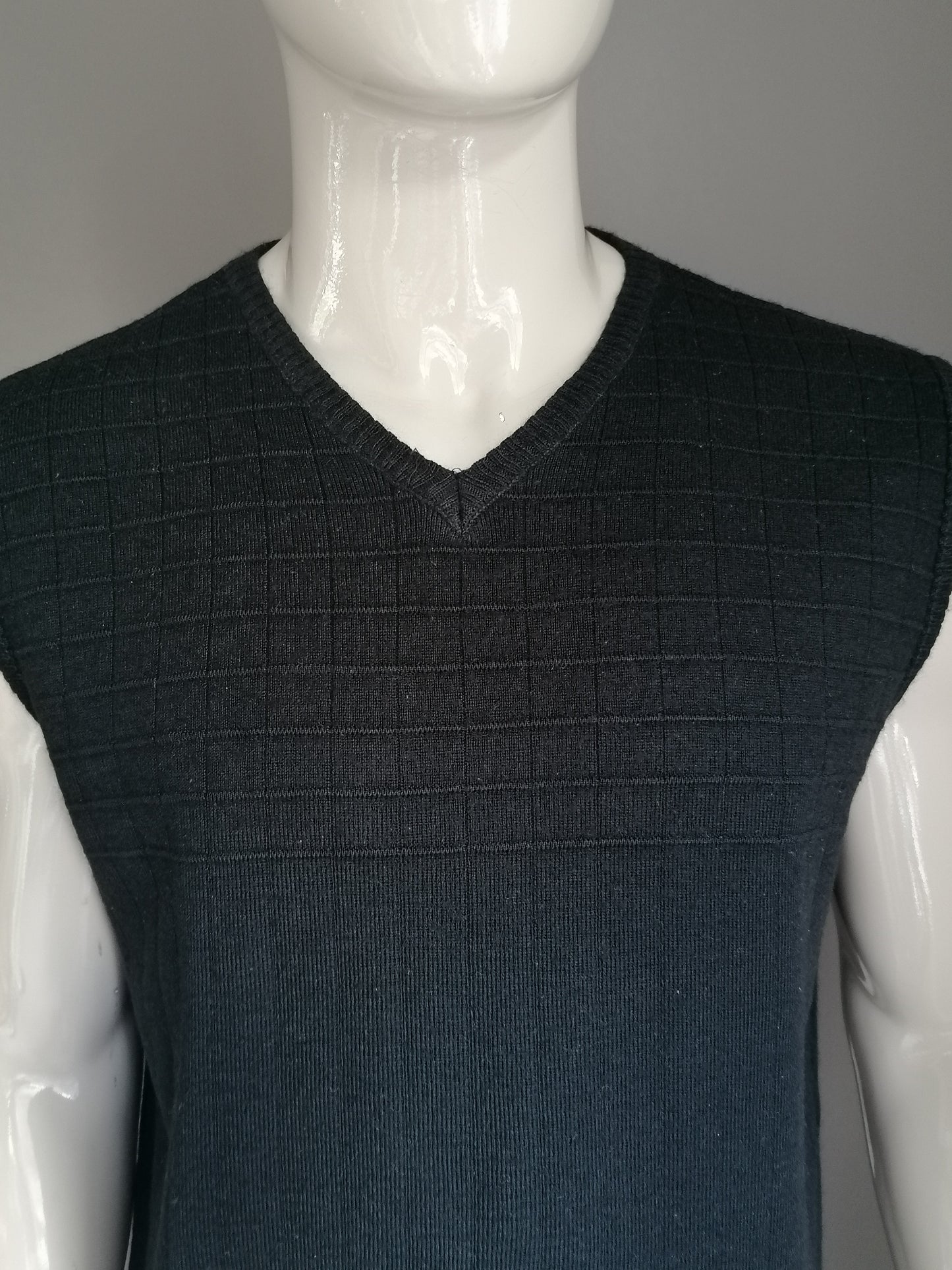 Vintage lerros merino wool spencer. Black motif. Size XL.