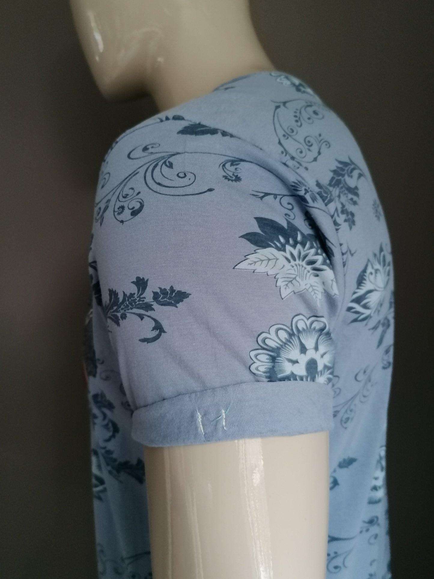 Smith & Jones shirt. Blauw Bloemen print. Maat L.