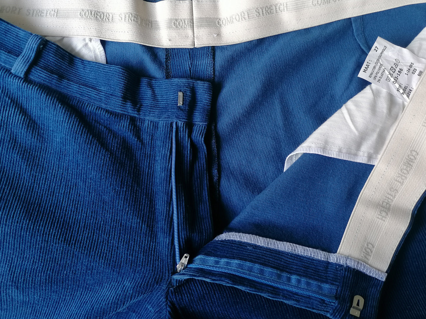 Comfort Stretch Rib broek / pantalon. Blauw gekleurd. Maat 27 (54/L)