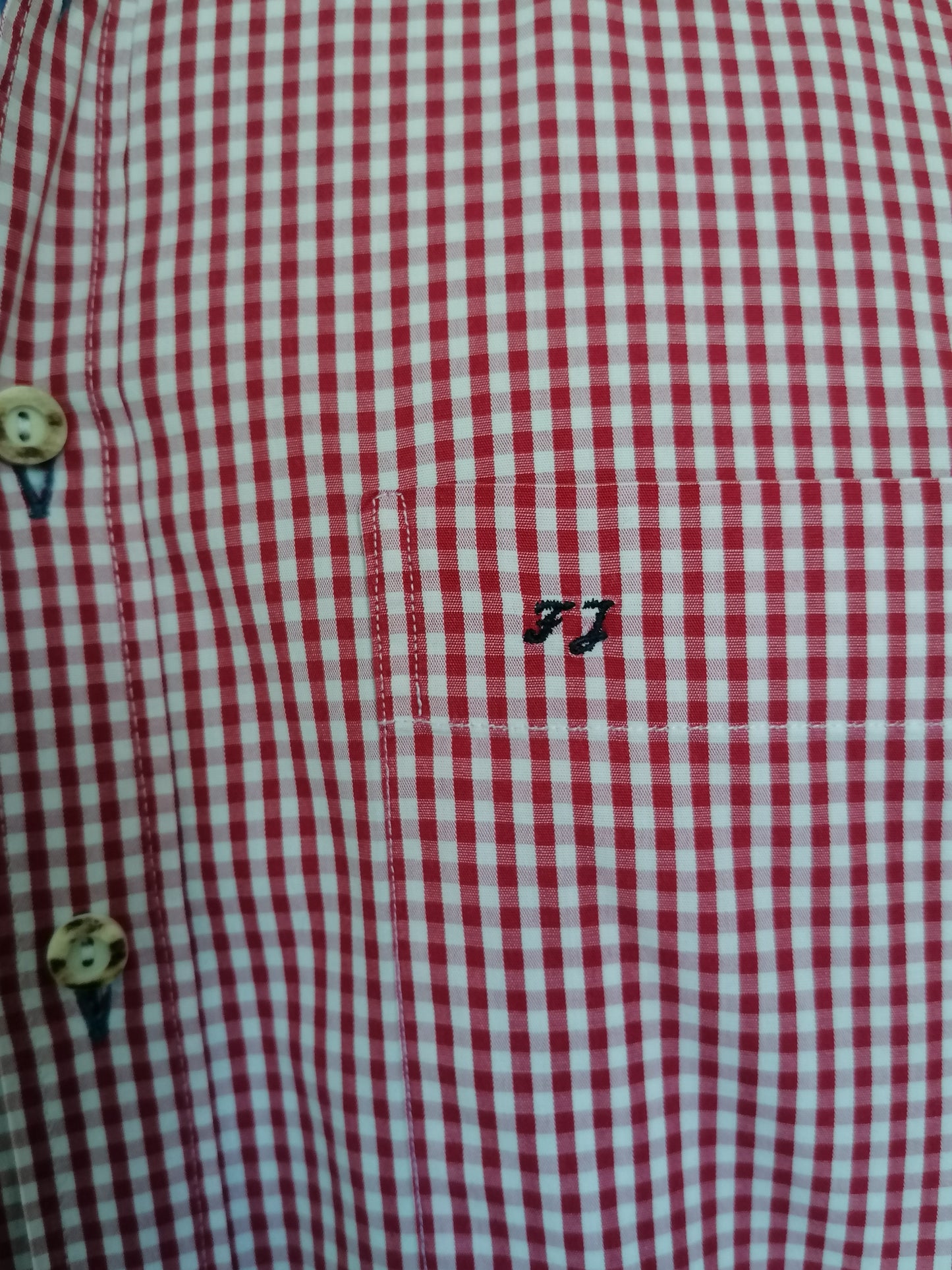 Müller Maßmanufaktur shirt. Red white checkered. Size XL. "FJ"