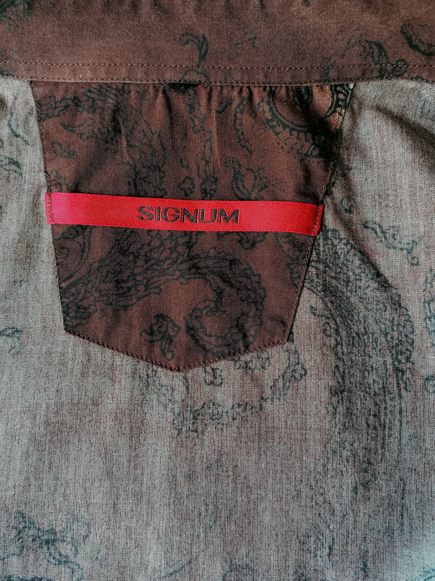 Vintage Signum shirt. Larger buttons. Brown black blue beige print. Size XL.