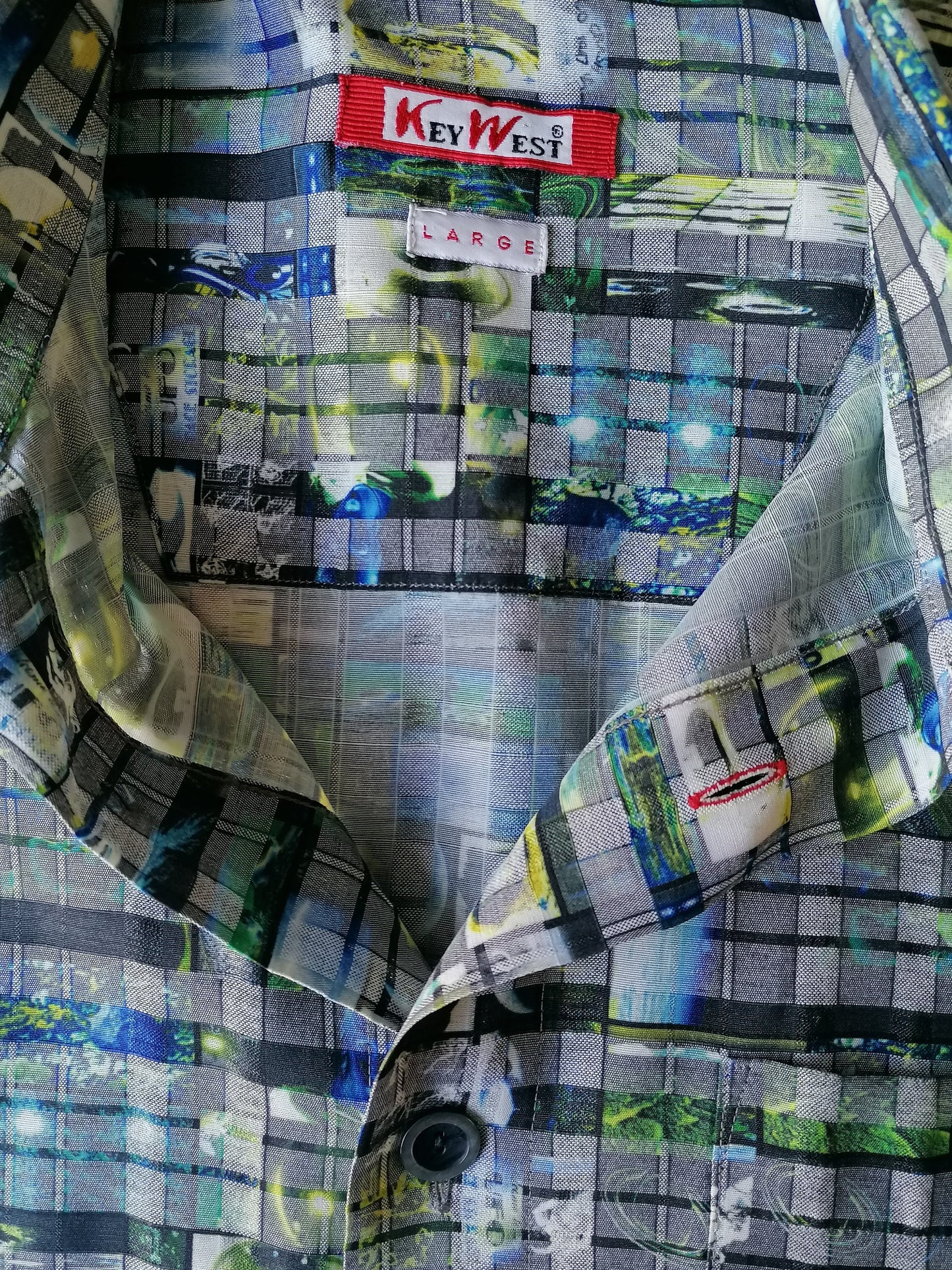 Vintage Key West overhemd korte mouw. Grotere knopen. Groen Blauw Grijze print. Maat L / XL.