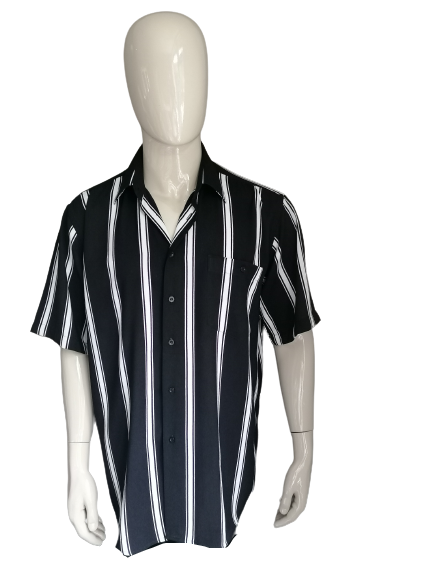 Max Mara Vintage overhemd korte mouw. Zwart Wit gestreept. Maat XL.