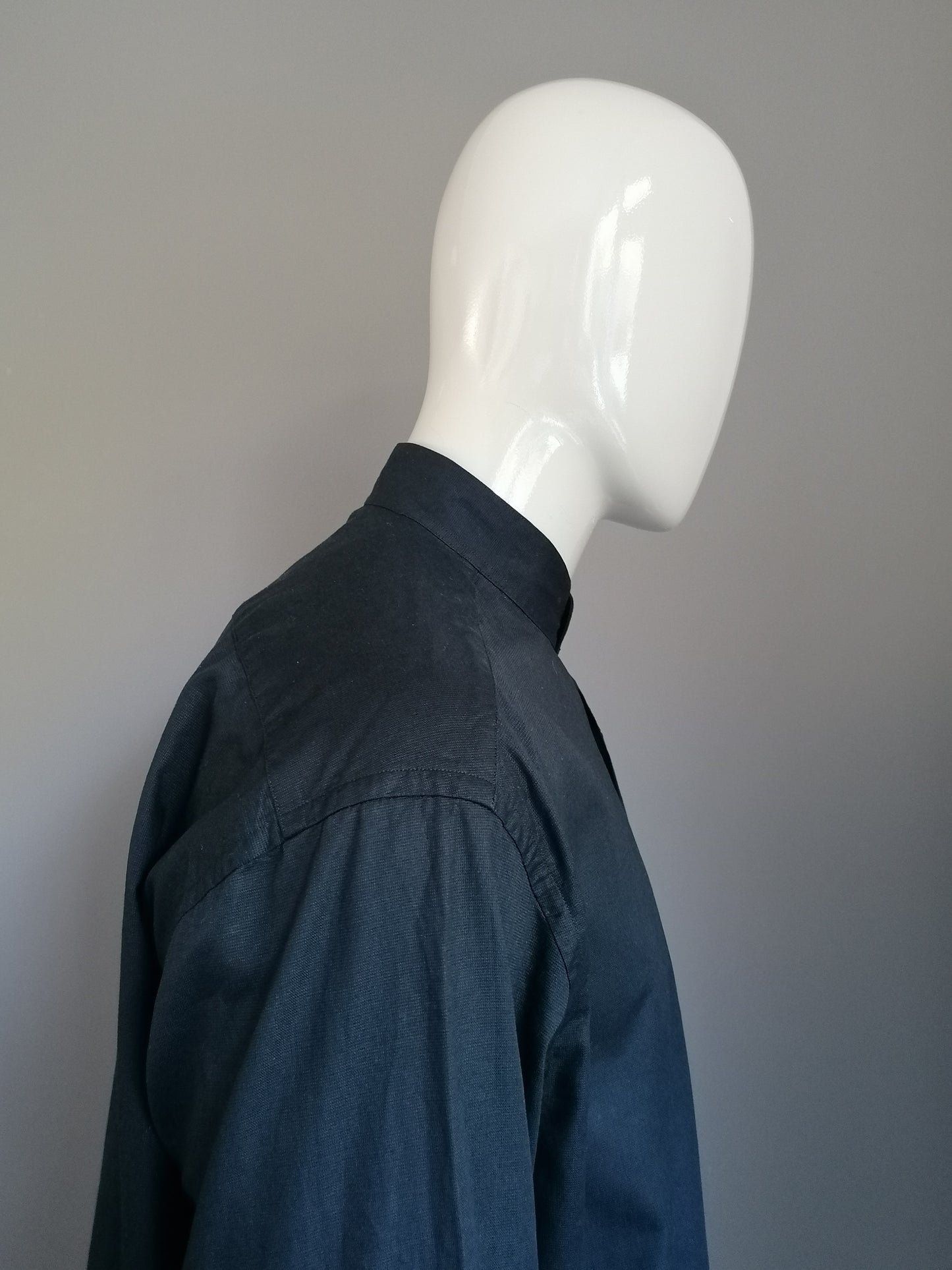 Mcearl shirt with upright / farmers / mao collar .. black colored. Size XL - XXL / 2XL.