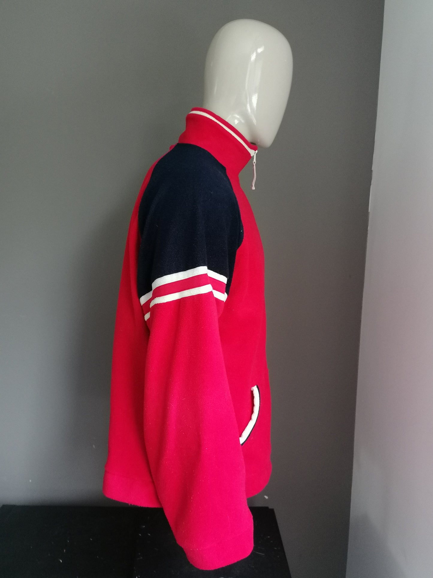 B. Bocelli Fleece vest. Rood Blauw Beige gekleurd. Maat XXL / 2XL.