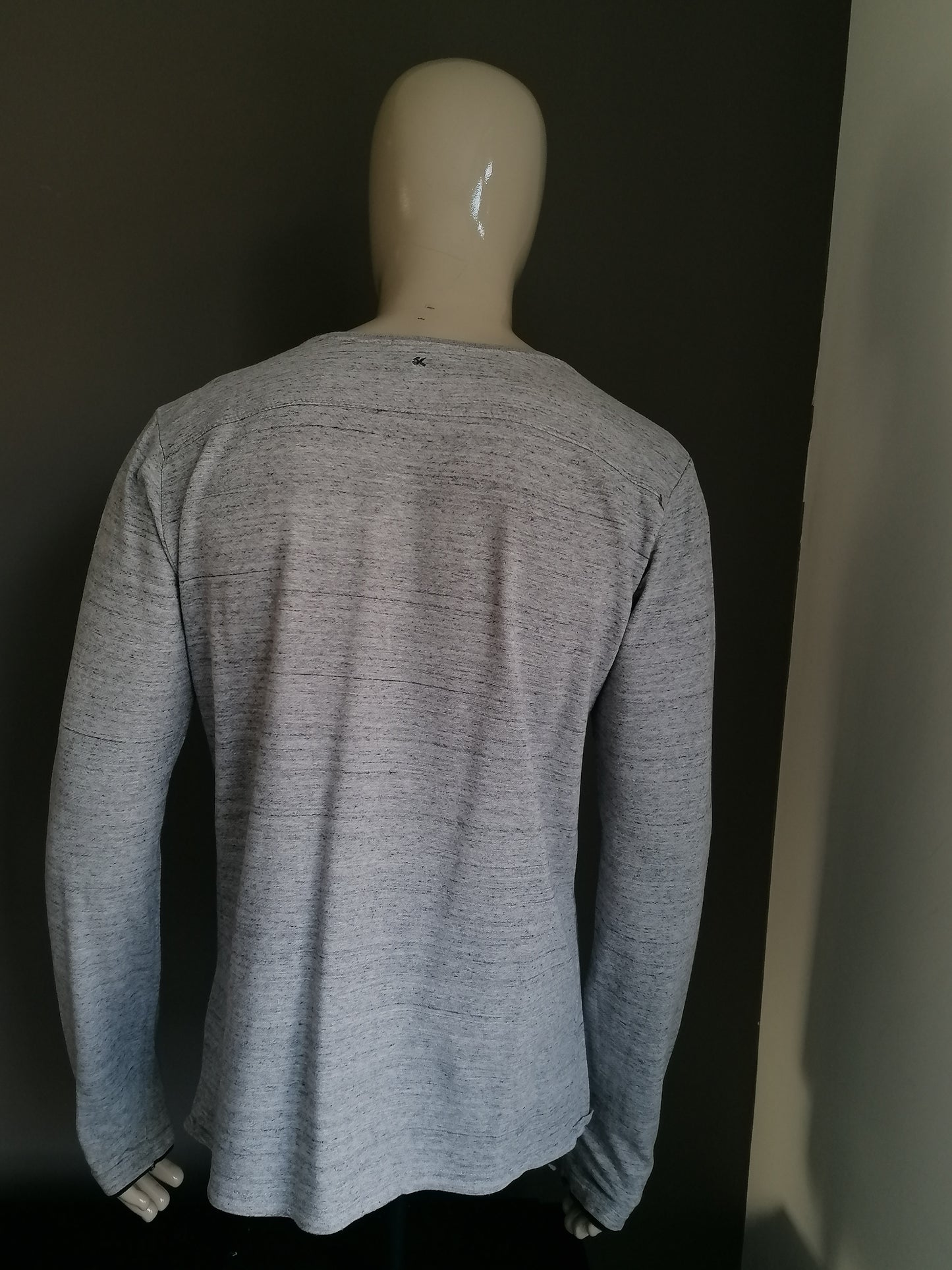 Mills Brothers Longsleeve con accenti in pizzo. Taglia L. manica extra lunga!
