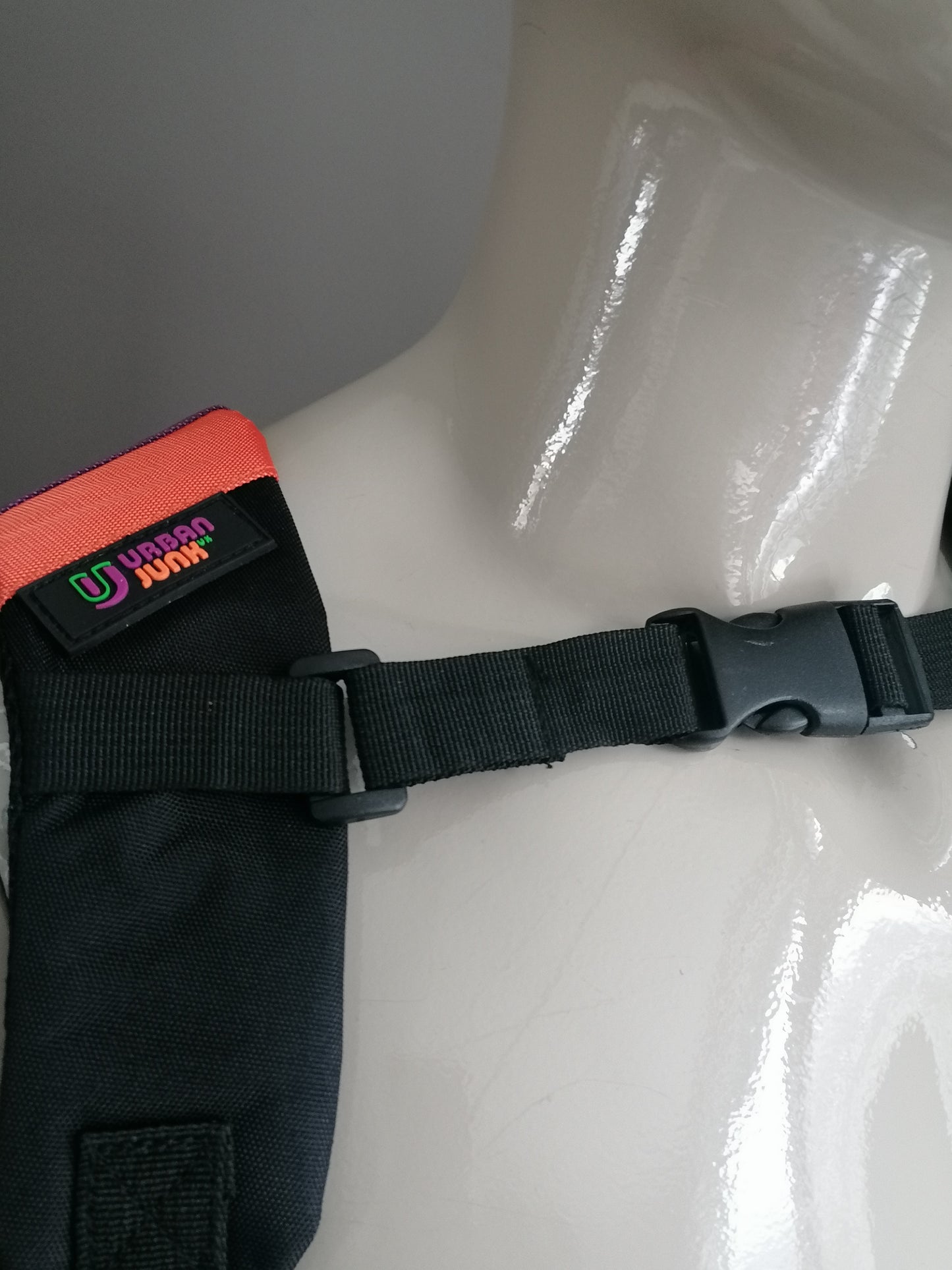 Urban junk backpack / backpack. Double zipper and inner pocket. Colorful Hamburger Print.