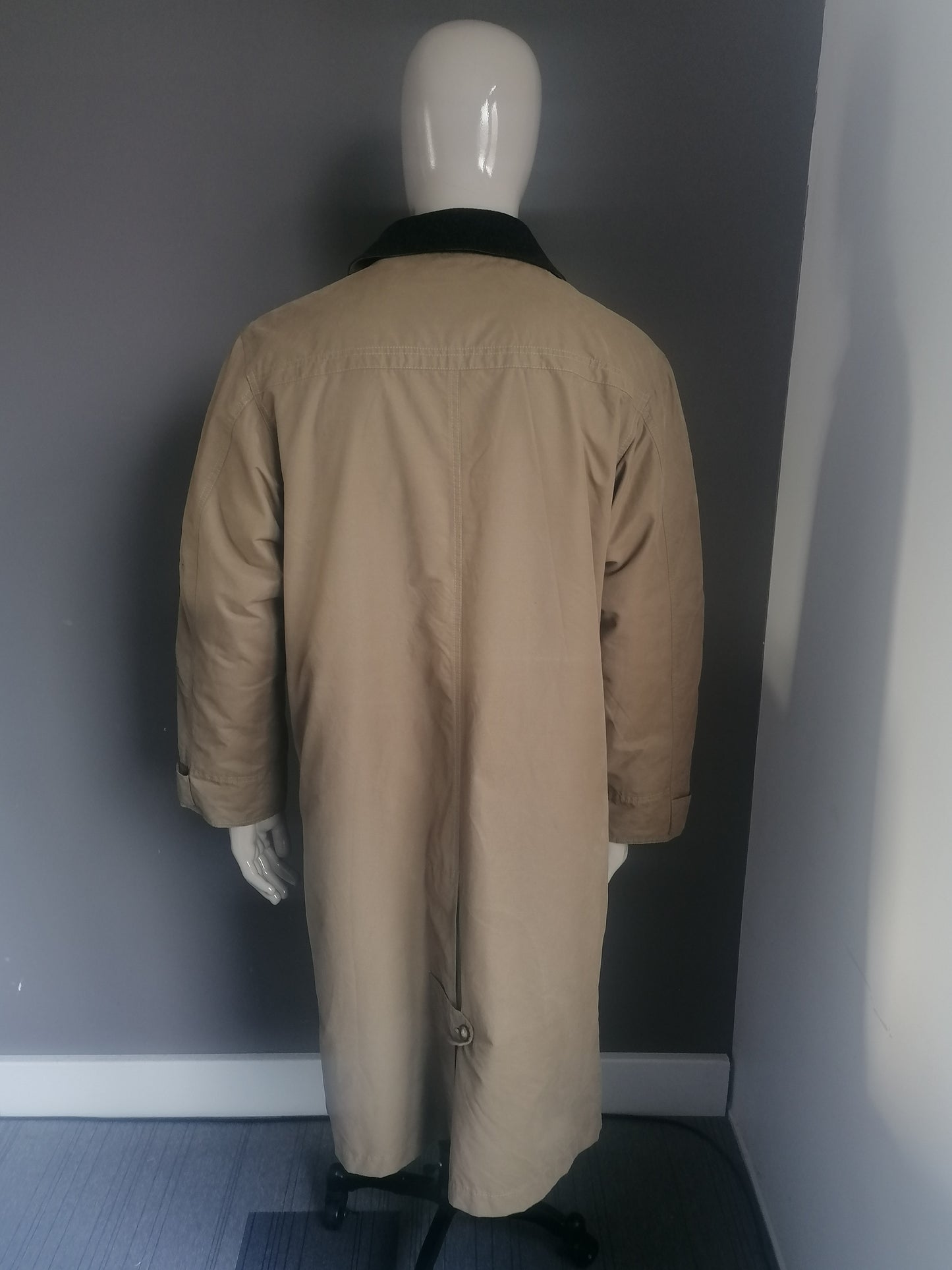 Vintage Mario Brigotti Half -Length Jacket. Kaki colored. Size L / 52.