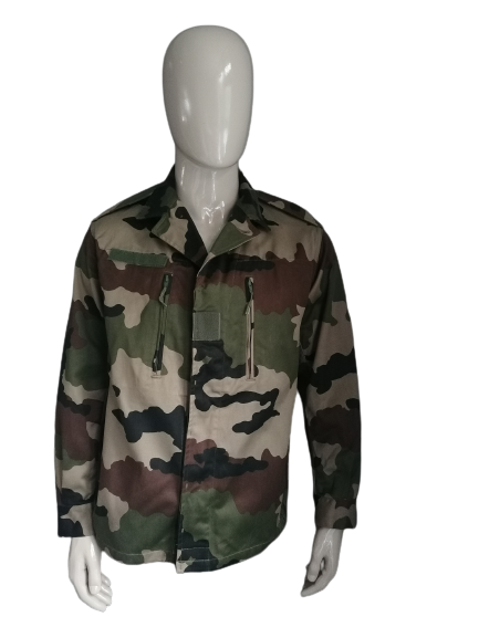 Leger / Army licht Jack met knopen. Bruin Groen Zwarte army print. Maat L. "2000".