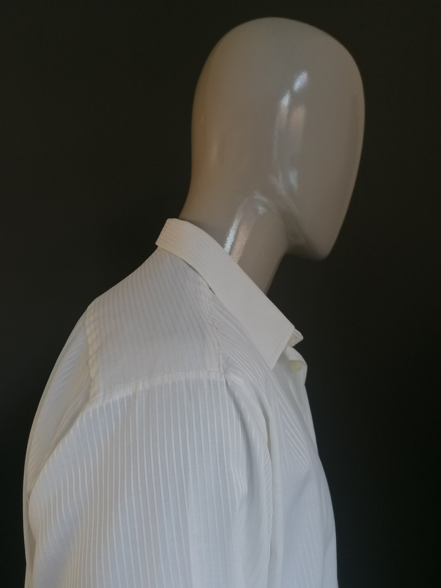 Shirt vintage Mister. Motivo a strisce lucenti beige. Taglia XL.