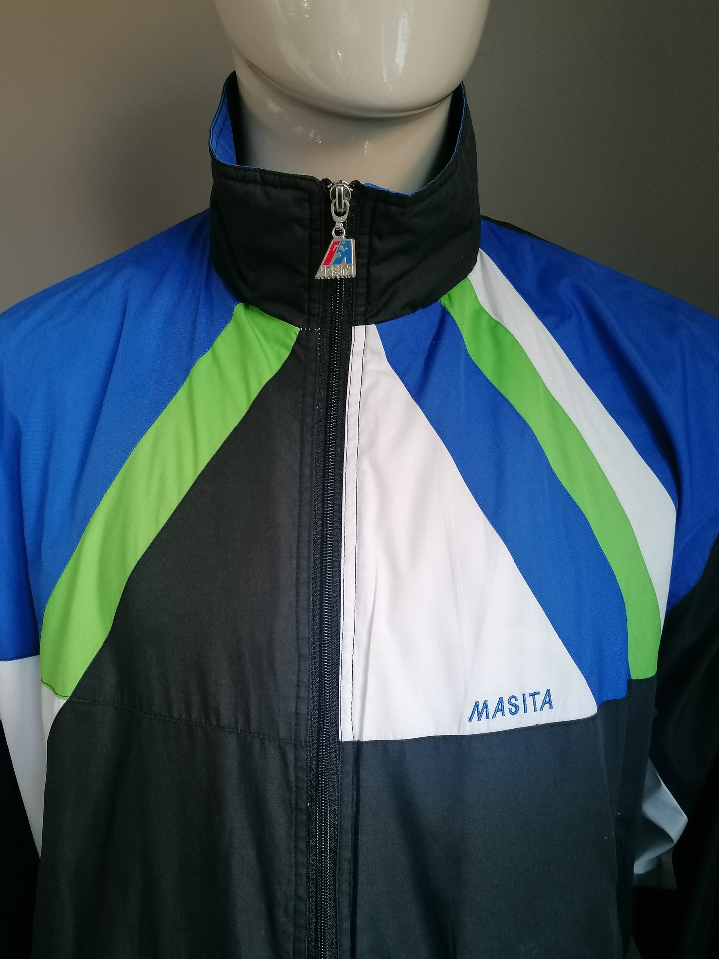 Vintage Masita Original 80's-90's trainingsjack. Blauw Wit Groen Zwart gekleurd. Maat L >> XL.