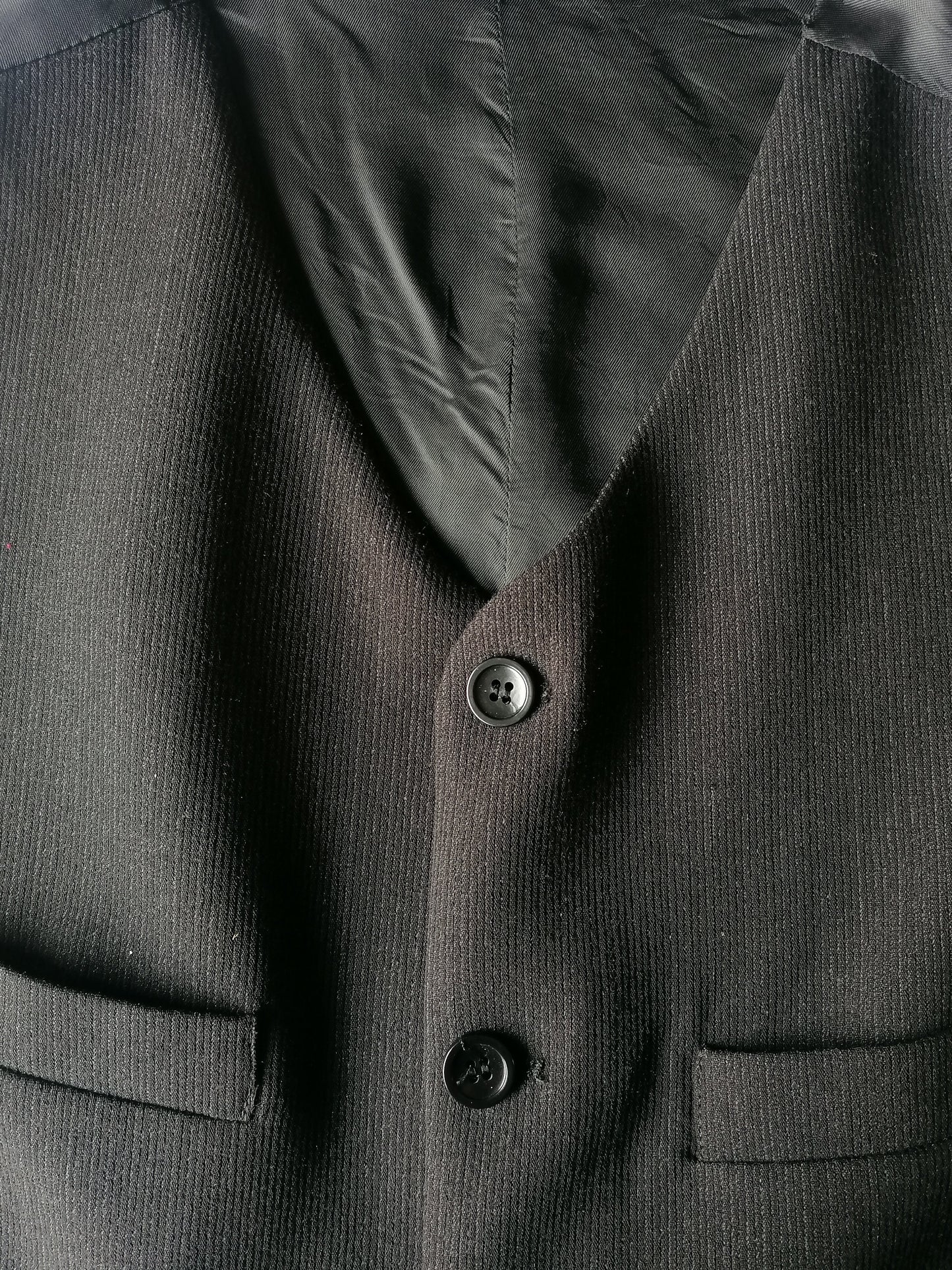 Gilet en laine .. rayé noir. Taille 48 / S. # 295