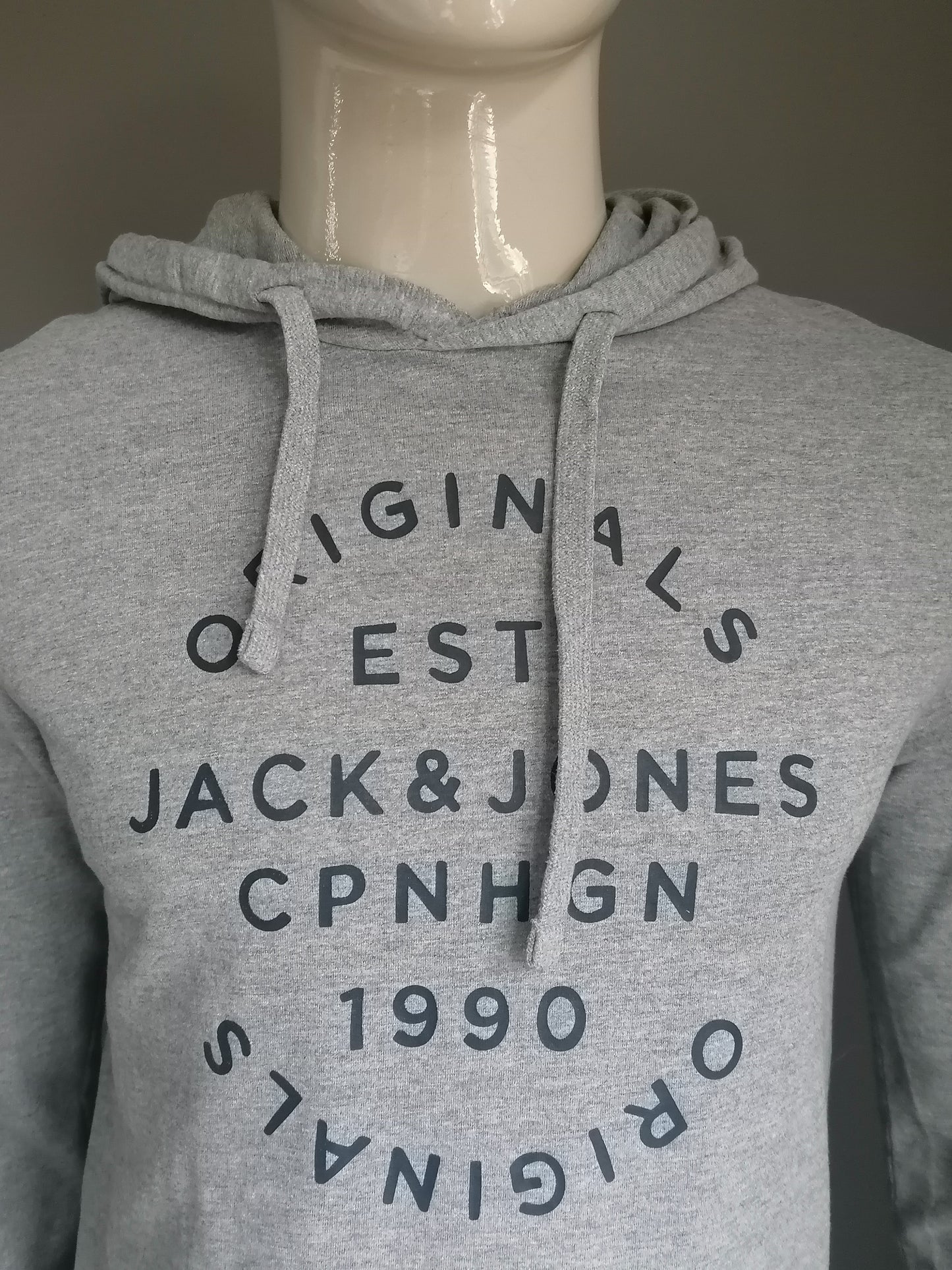 Jack & Jones Hoodie. Gray mixed with print. Size M.