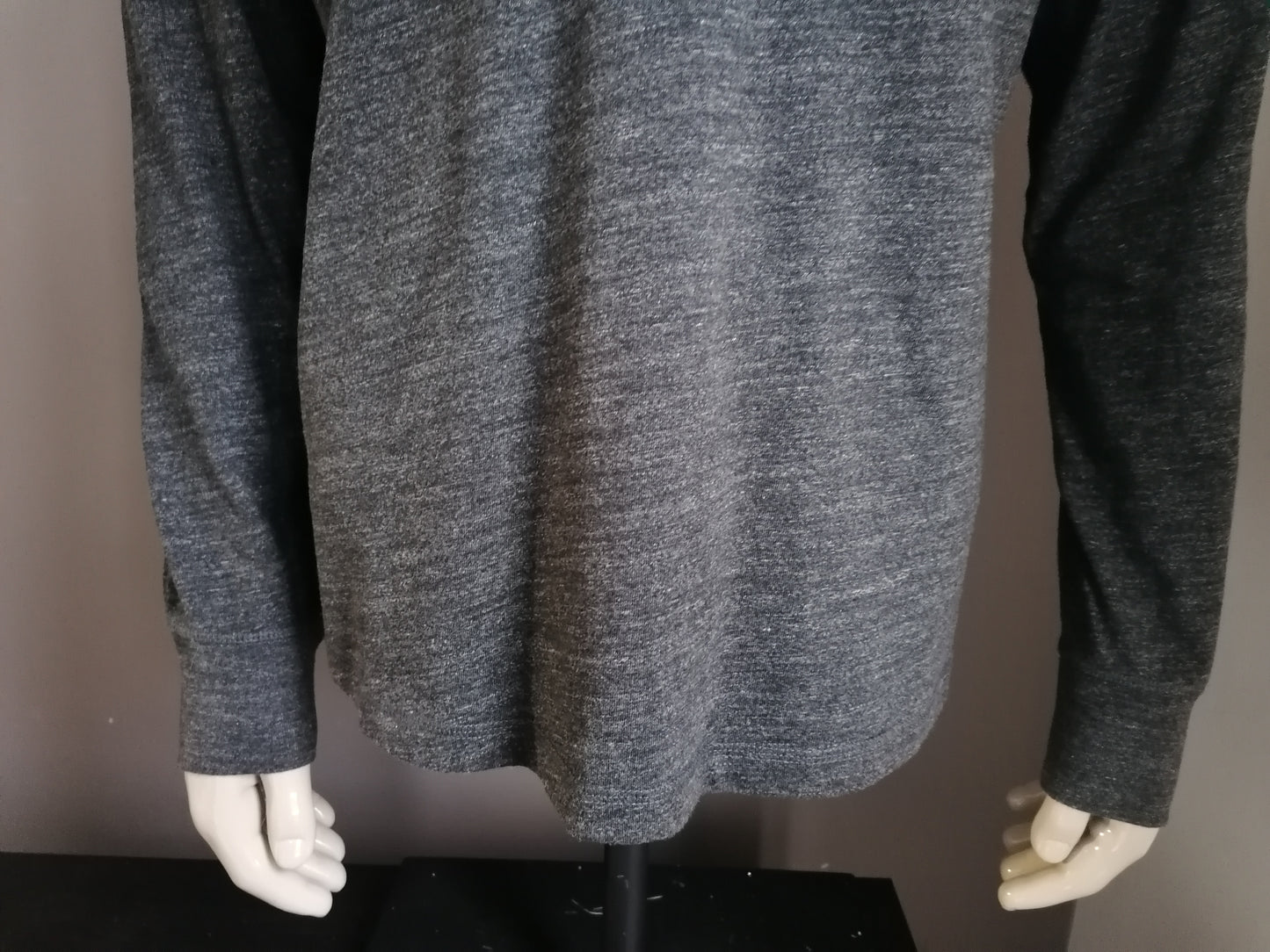 Gap Dünner Pullover mit Knöpfen. Grau gemischt. Größe xl.