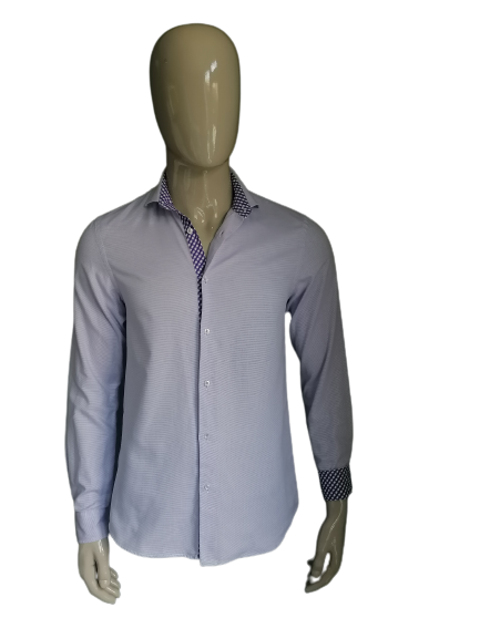 'NOUS chemise de mode. Motif violet blanc. Taille 39 / M. Coupe Slim.