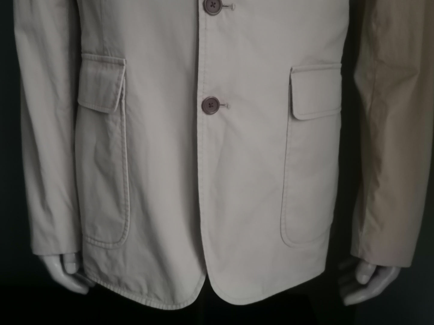 Tommy Hilfiger summer jacket. Beige colored. Size 54 / L.