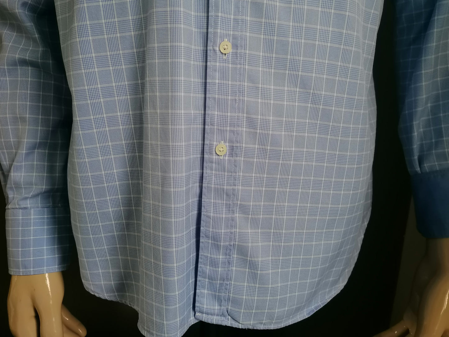 Camisa de Zara Man. Blanco azul a cuadros. Tamaño 42 / L. Fit a medida.