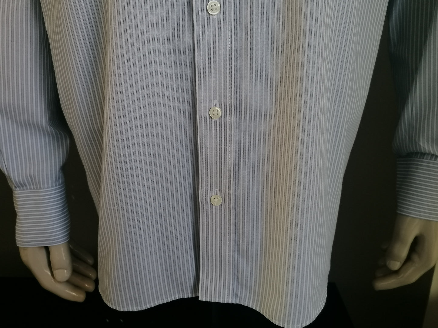 M&S Man (Marks & Spencer) shirt. Gray white striped. Size 43 / XL. Regular fit.