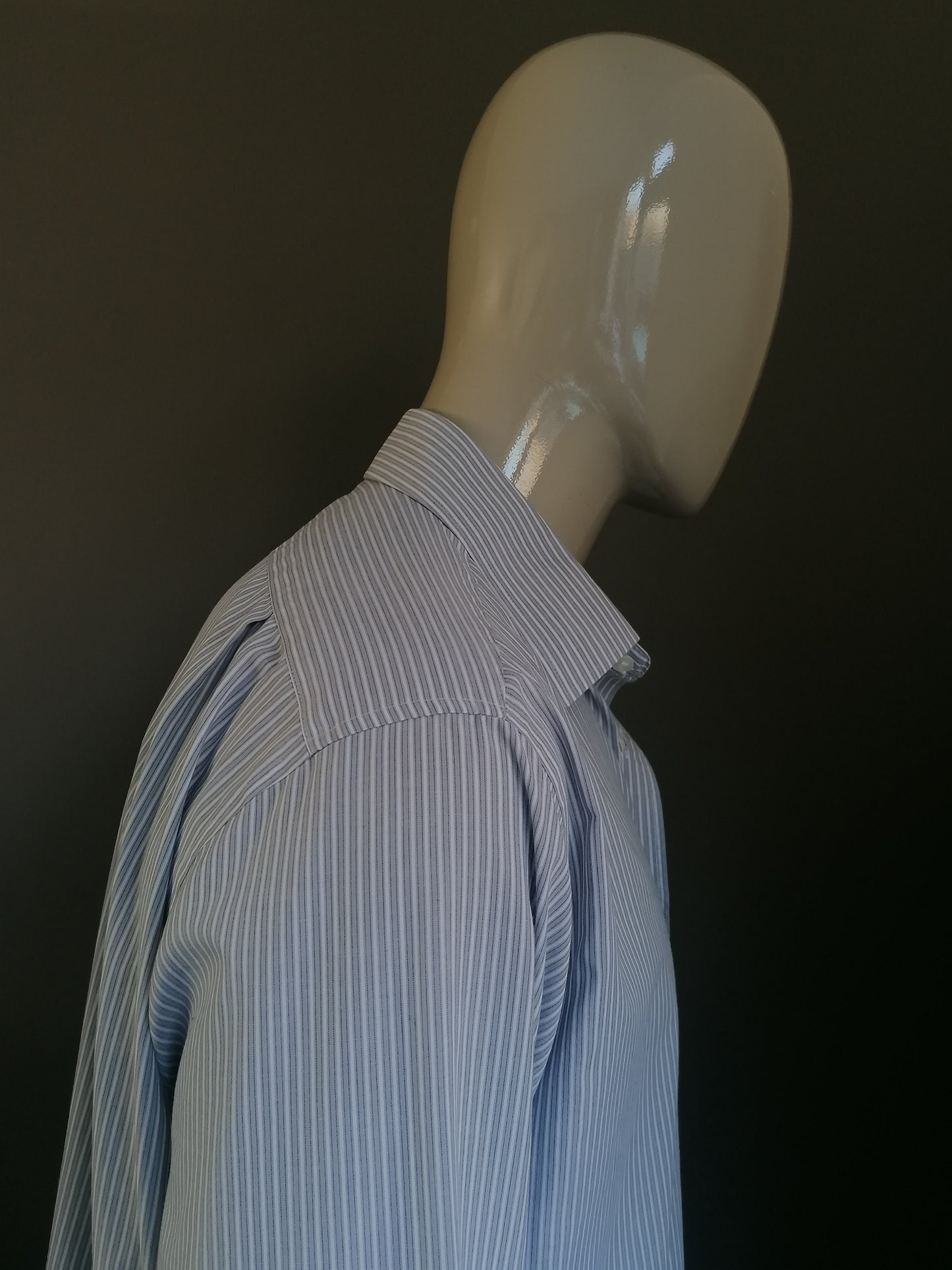 M&S Man (Marks & Spencer) overhemd. Grijs Wit gestreept. Maat 43 / XL. Regular Fit.