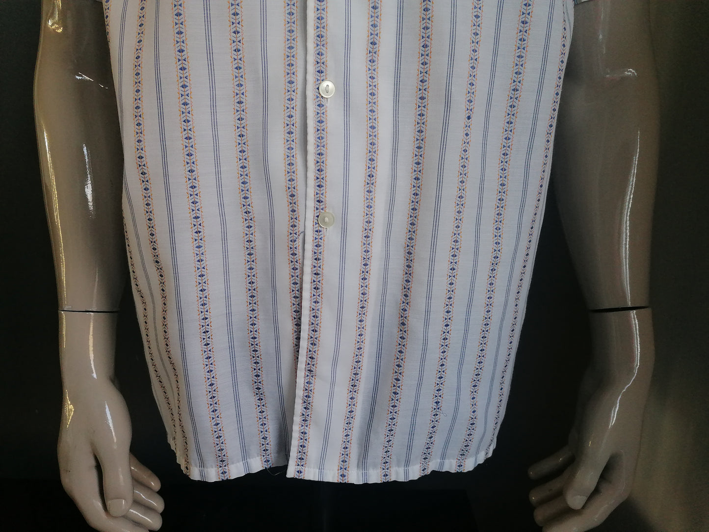 Vintage 70er Hemd Kurzarm mit Punktkragen. Beige blau gelb gestreift. Größe xl.