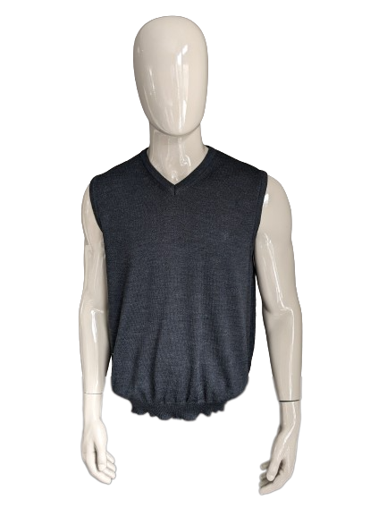 Spencer de lana merino de März. Gris oscuro mezclado. Talla 52/L.