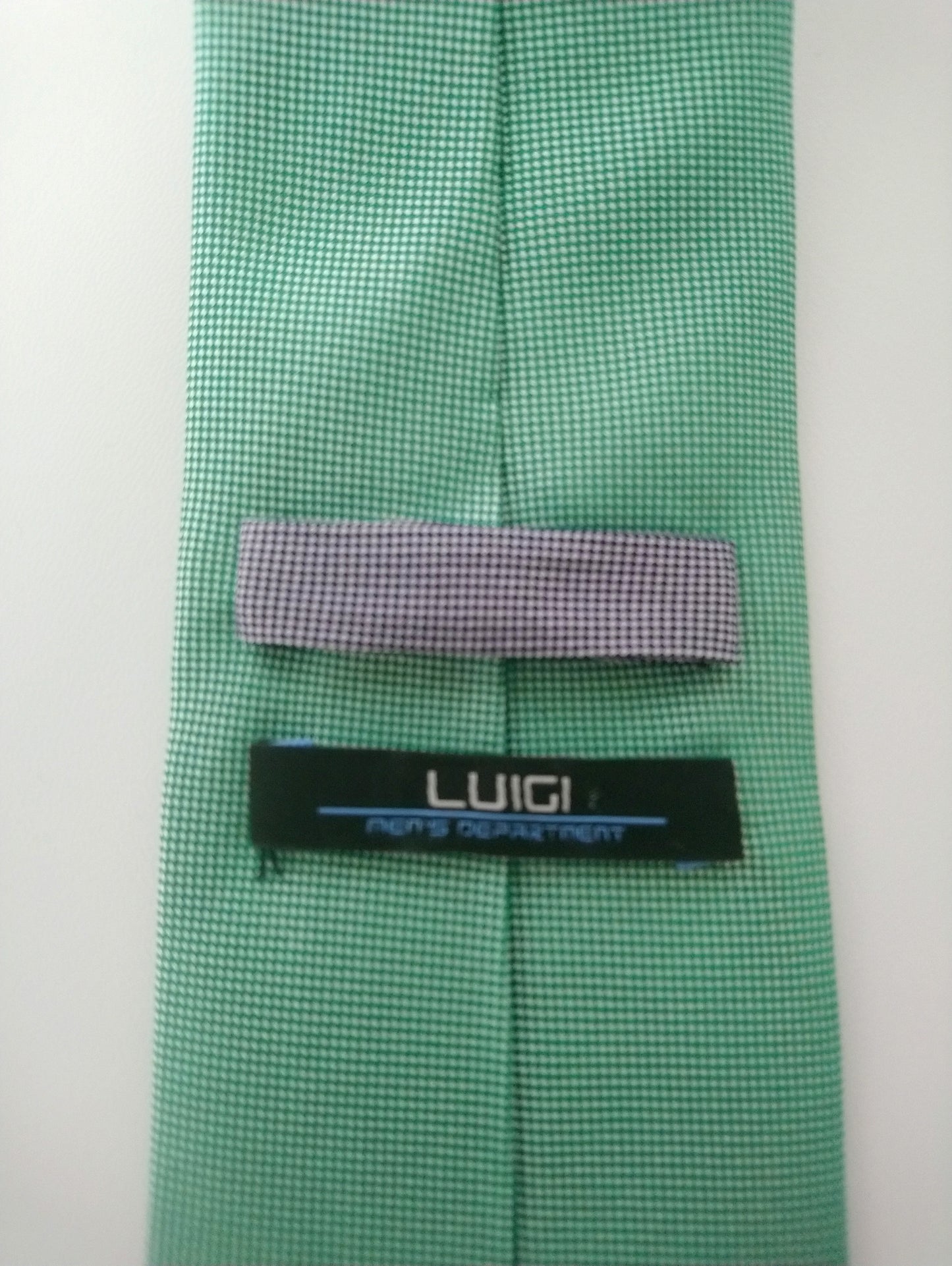 Luigi stropdas. Glanzend groen. Zijde.